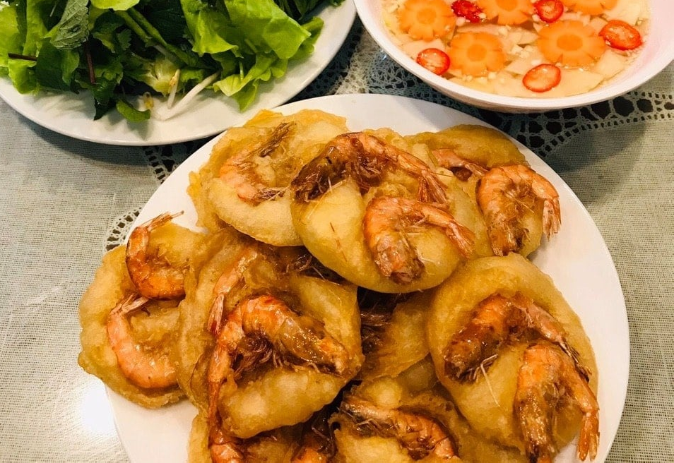Banh Tom Ho Tay