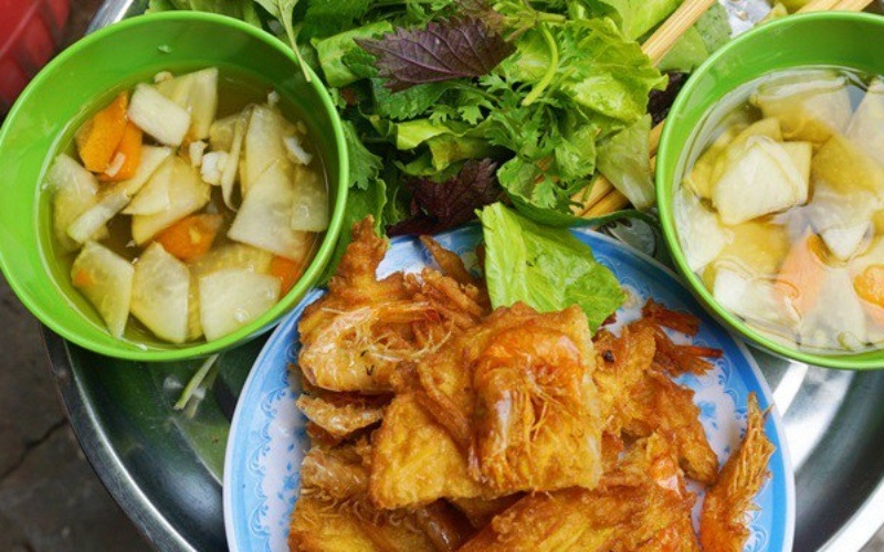 Banh Tom Ho Tay